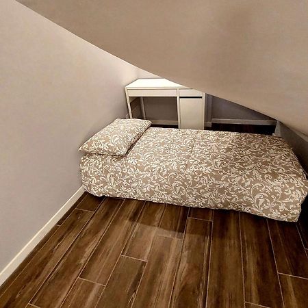 Casa Magnolia Apartment Pomezia Room photo